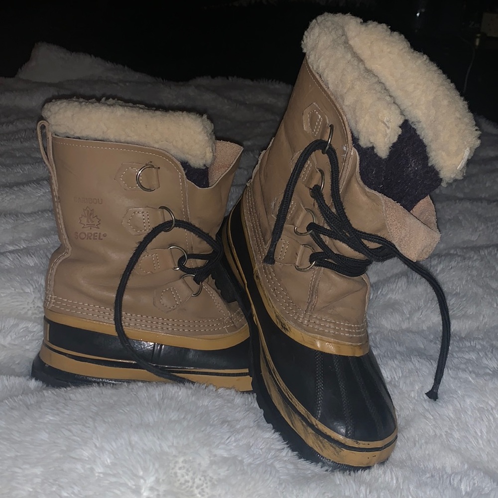 Real Old Skool carabou sorels!